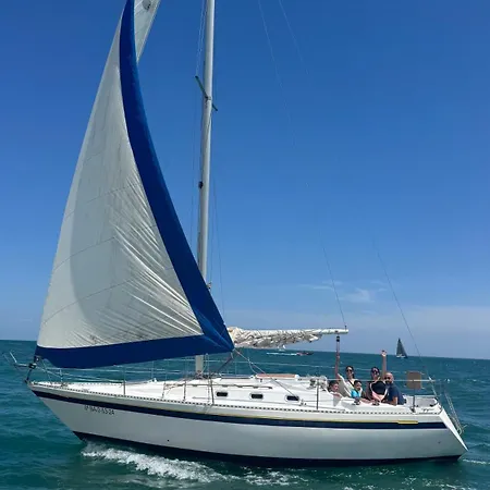 Sailing Experience In Barcelona Hotel Exterior photo